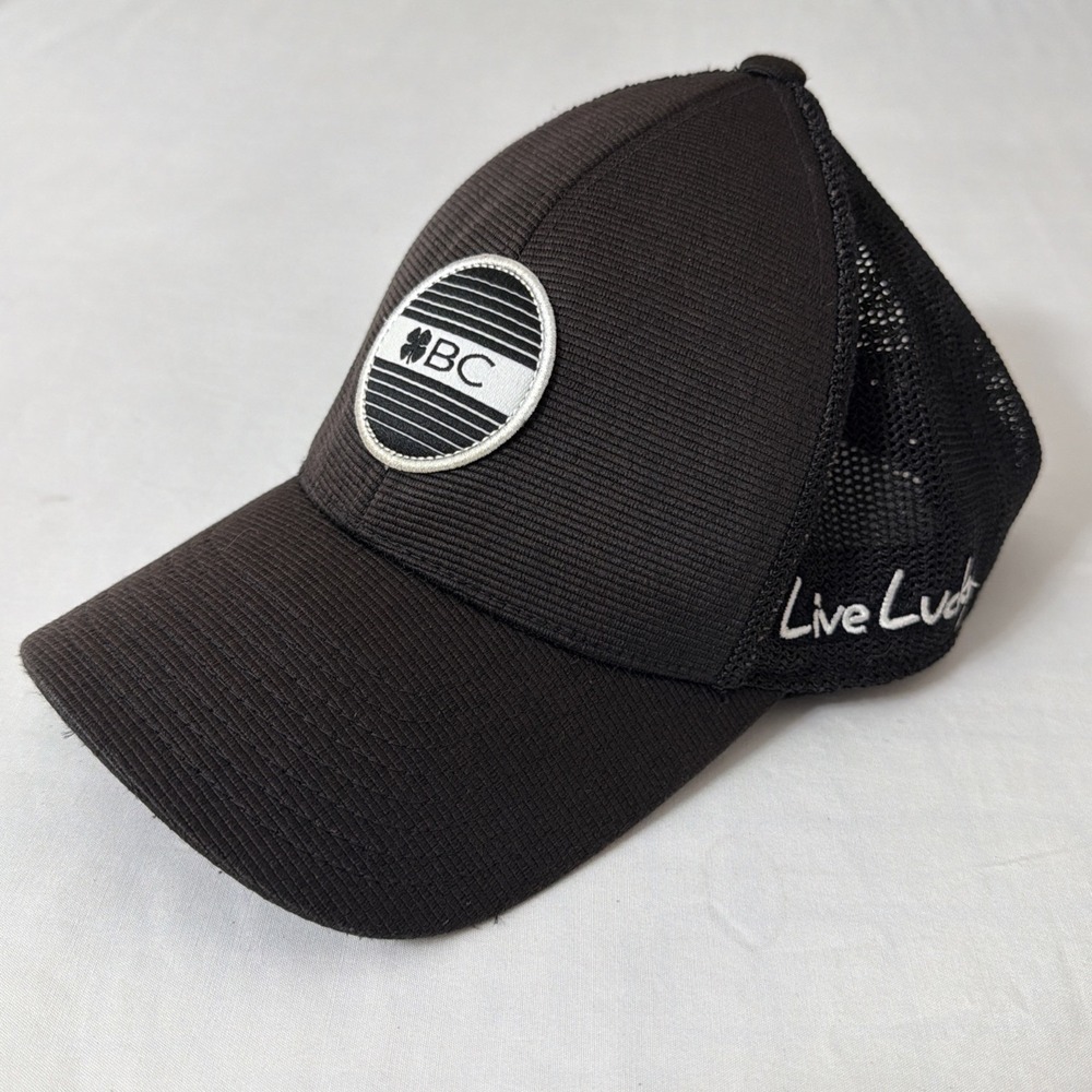 Black Clover Flexfit 110 Tech Live Lucky Golf SnapBack Trucker Hat Black Golfers